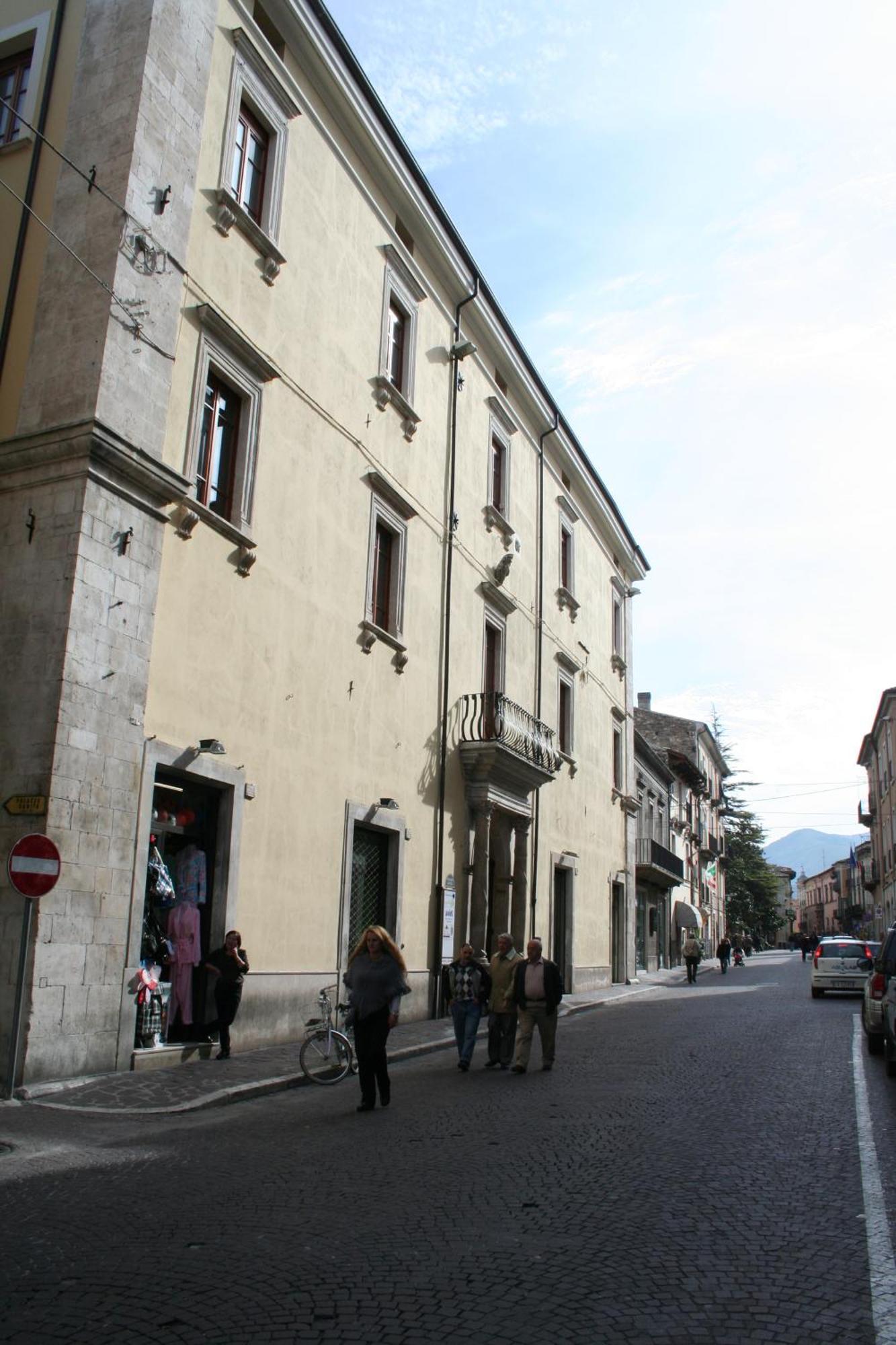 B&B La Dimora Sulmona Eksteriør billede